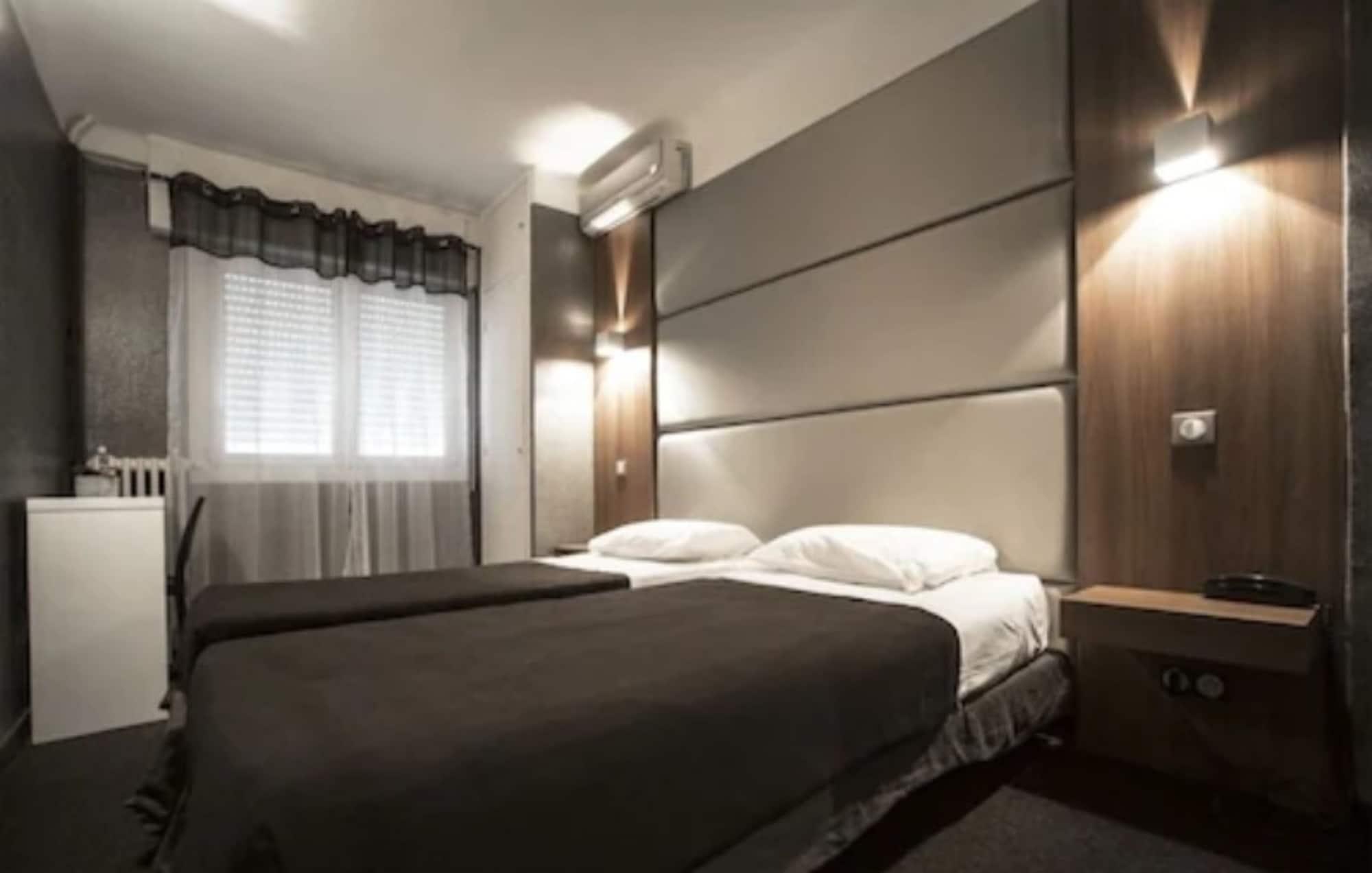 Hotel Schtak Cannes Bagian luar foto